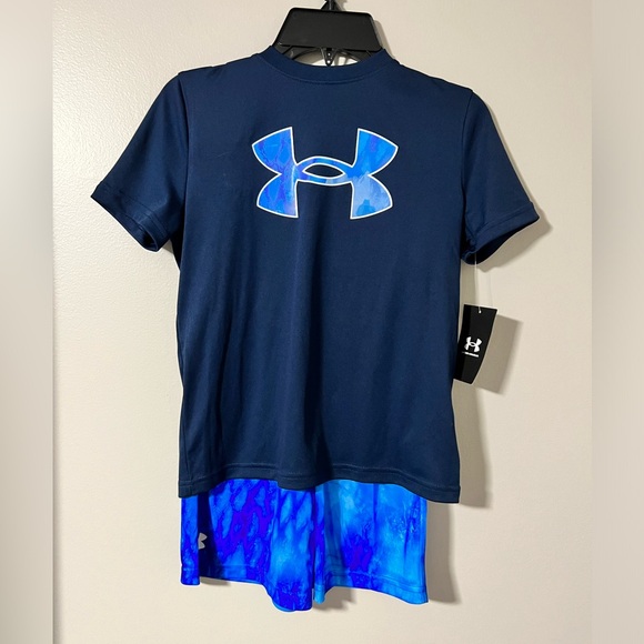 Under Armour NWT Boys 2 Piece Set YSM - Picture 2 of 12